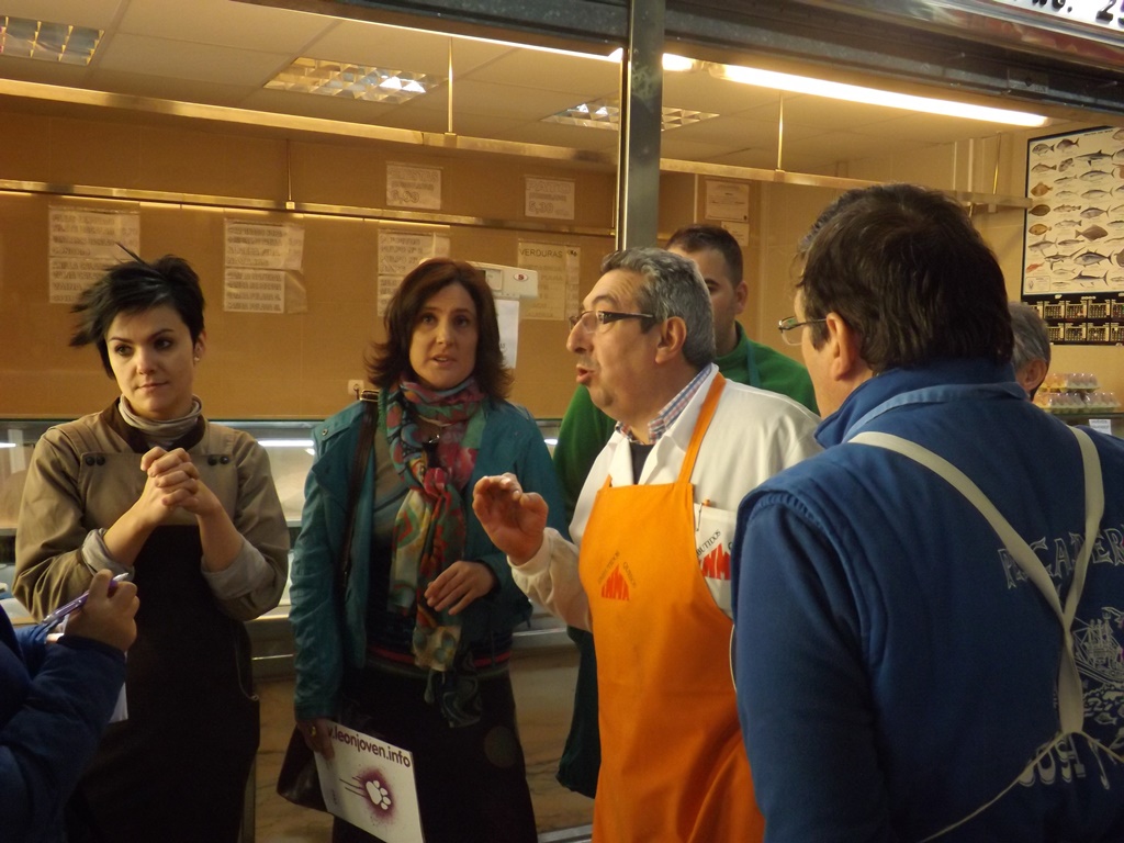 PSOE y vendedores del Conde exigen la dimisi&oacute;n de la edil de Comercio